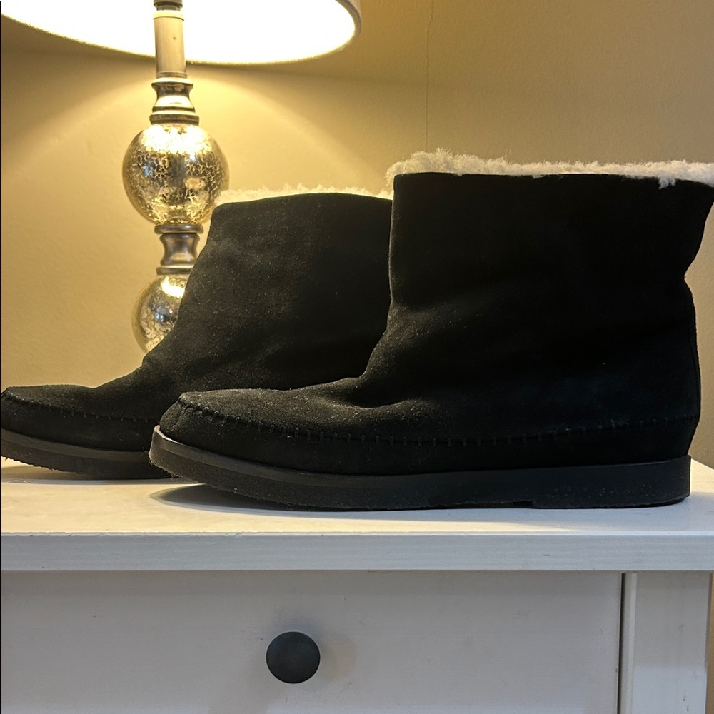 Like New Jenni Kayne Black Ankle Boots with Shearling Lining